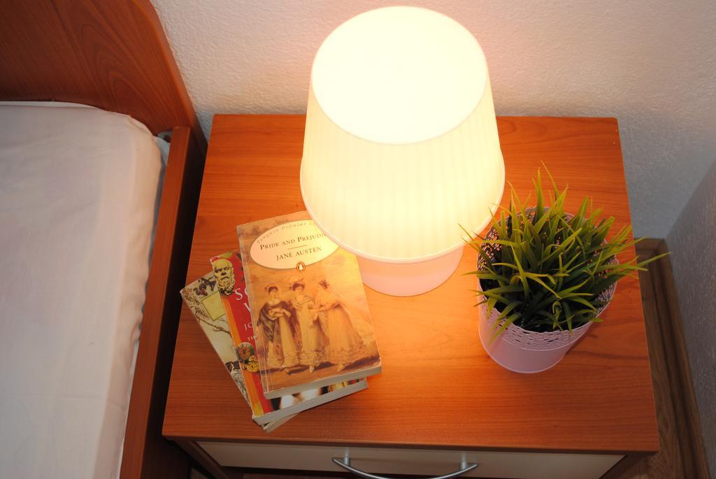 Apartment Mime Mimice Luaran gambar