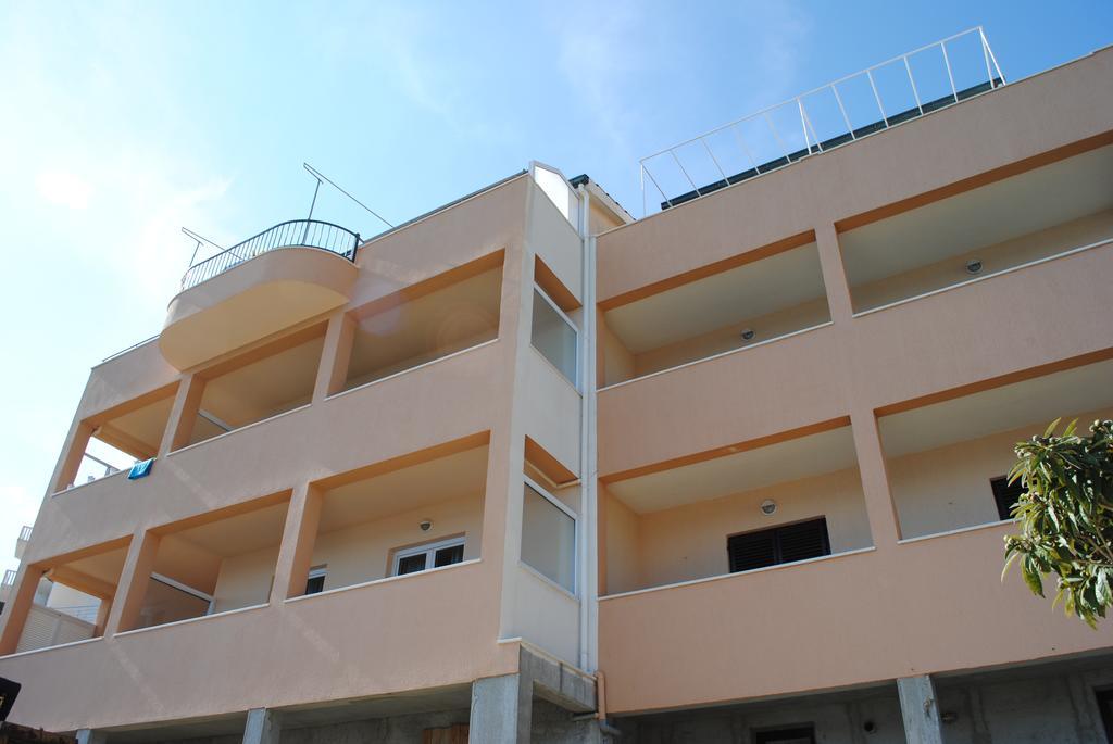 Apartment Mime Mimice Luaran gambar