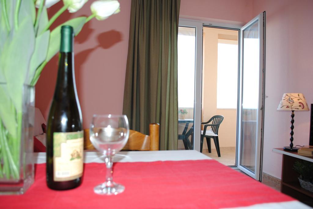 Apartment Mime Mimice Luaran gambar