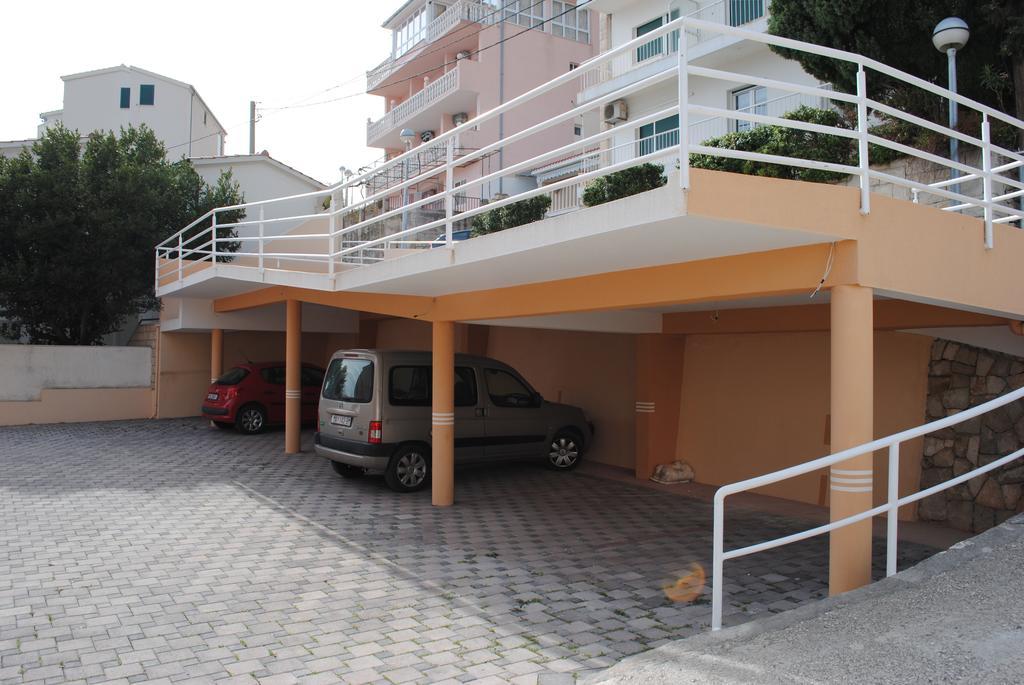 Apartment Mime Mimice Luaran gambar